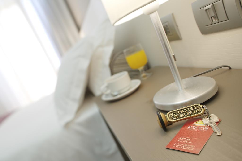 Hotel Sofia Lido di Jesolo Buitenkant foto