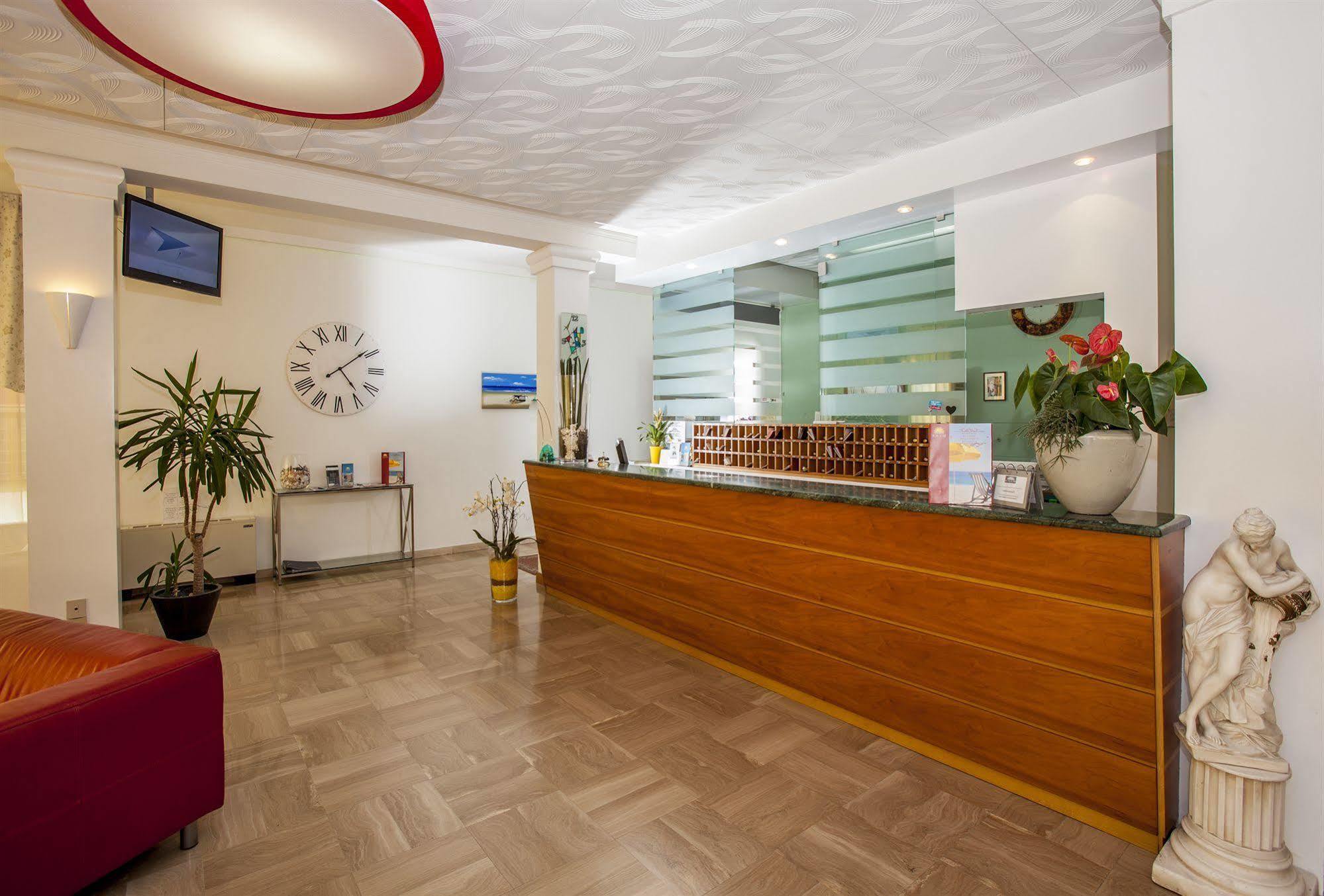 Hotel Sofia Lido di Jesolo Buitenkant foto